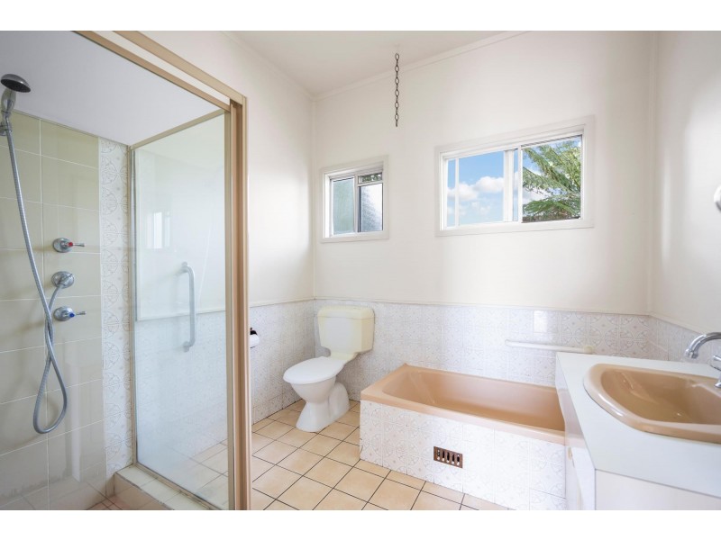 36 Lake View Drive, Burrill Lake NSW 2539