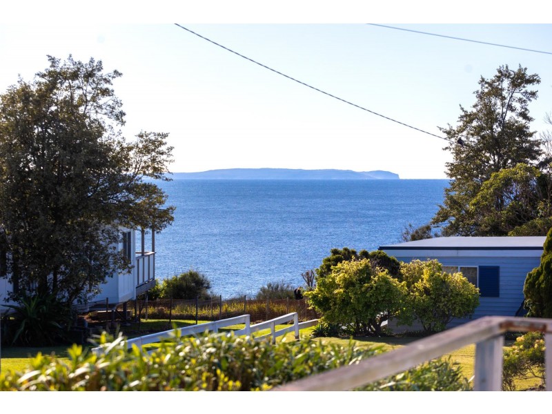 204 Mitchell Parade, Mollymook Beach NSW 2539