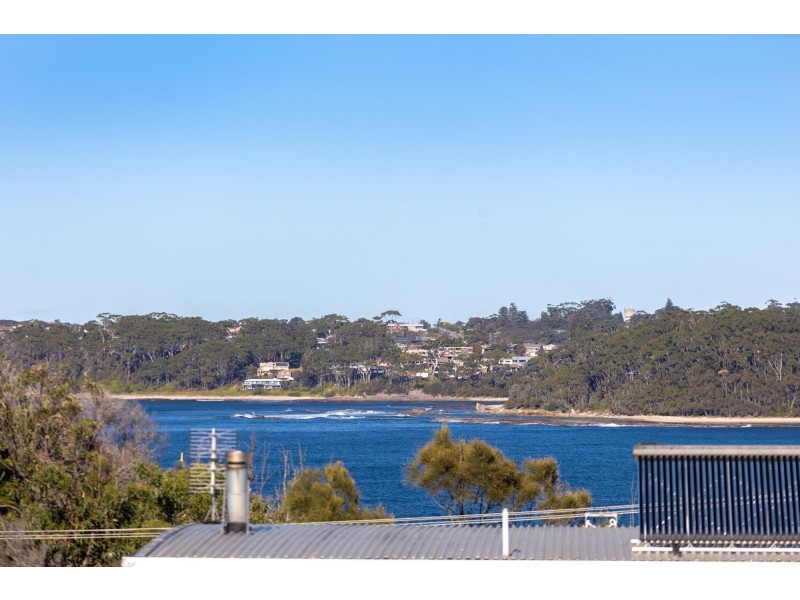 204 Mitchell Parade, Mollymook Beach NSW 2539