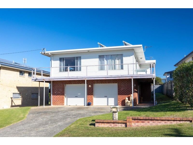 204 Mitchell Parade, Mollymook Beach NSW 2539