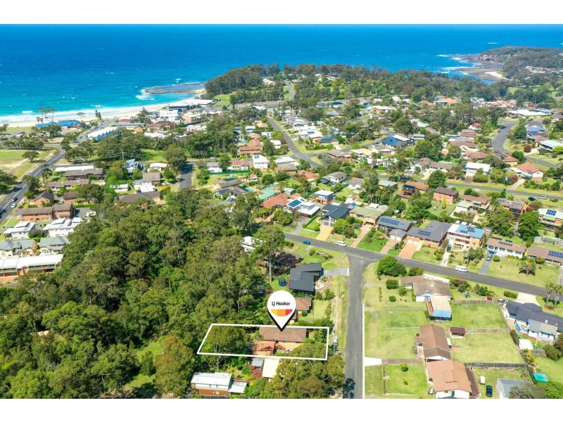 14 Turner Street, Mollymook NSW 2539