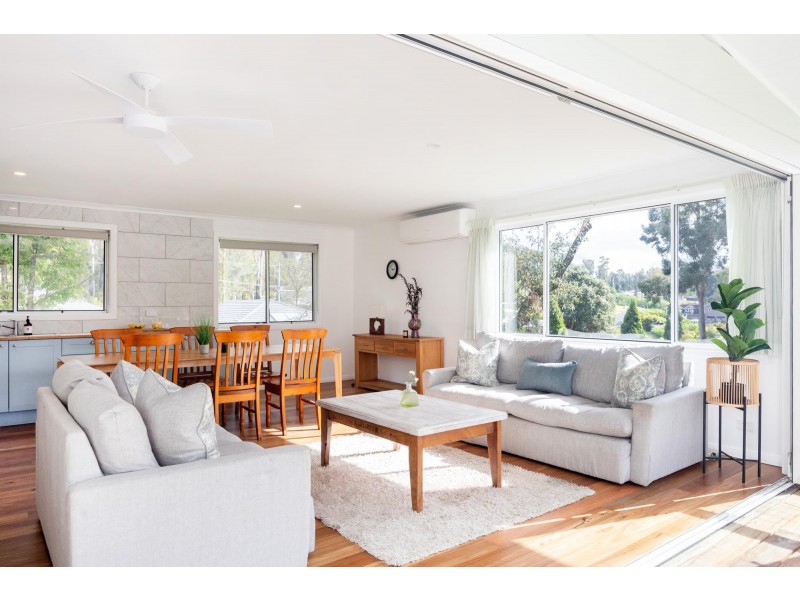 6 Cameron Street, Conjola Park NSW 2539