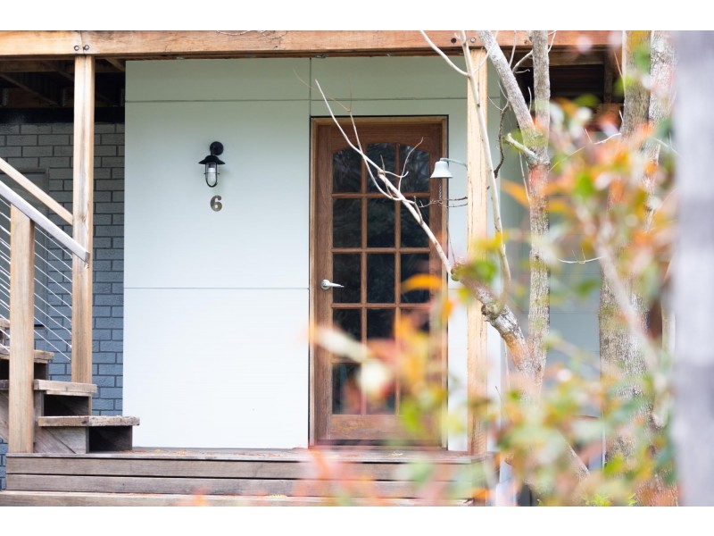 6 Cameron Street, Conjola Park NSW 2539