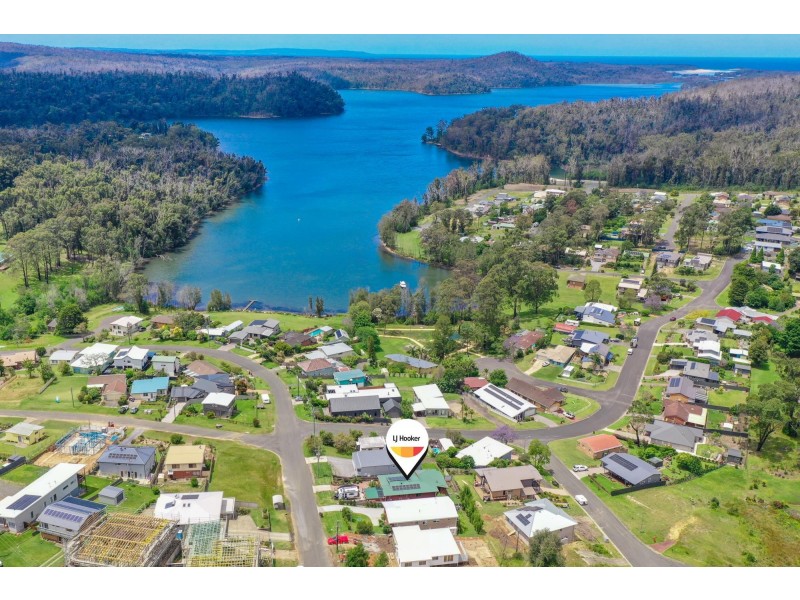 32 Kurrajong Crescent, Conjola Park NSW 2539