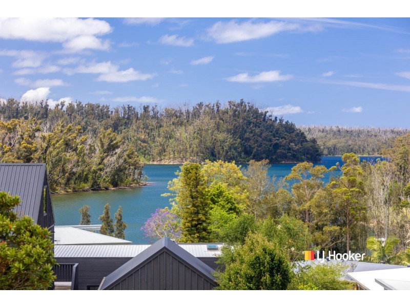 32 Kurrajong Crescent, Conjola Park NSW 2539