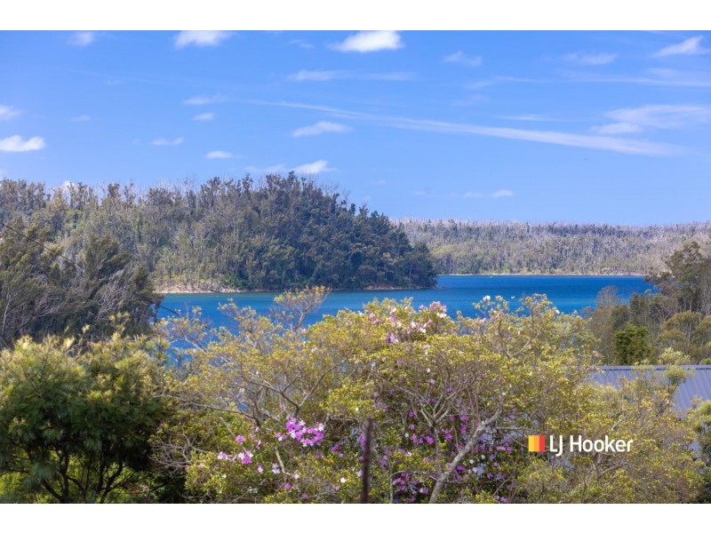 32 Kurrajong Crescent, Conjola Park NSW 2539