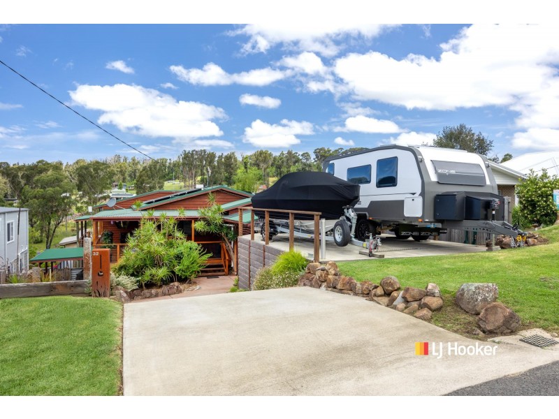 32 Kurrajong Crescent, Conjola Park NSW 2539