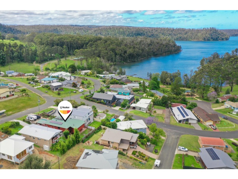 32 Kurrajong Crescent, Conjola Park NSW 2539