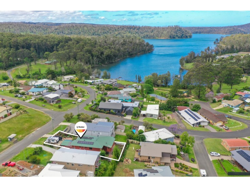 32 Kurrajong Crescent, Conjola Park NSW 2539