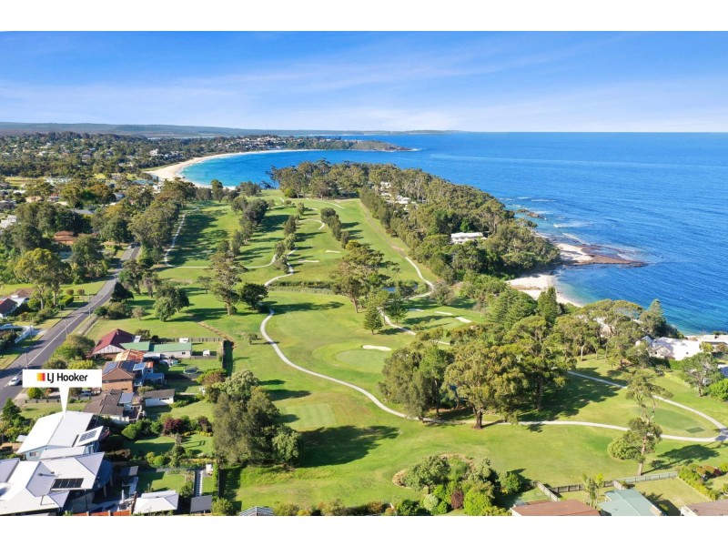 82 Golf Avenue, Mollymook NSW 2539