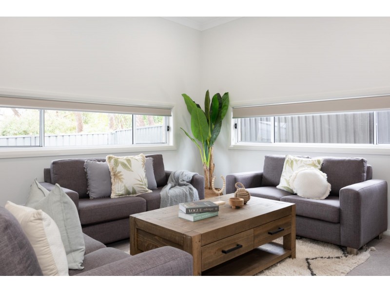 8 Mirida Drive, Dolphin Point NSW 2539