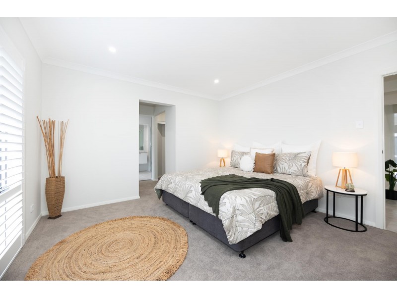 8 Mirida Drive, Dolphin Point NSW 2539
