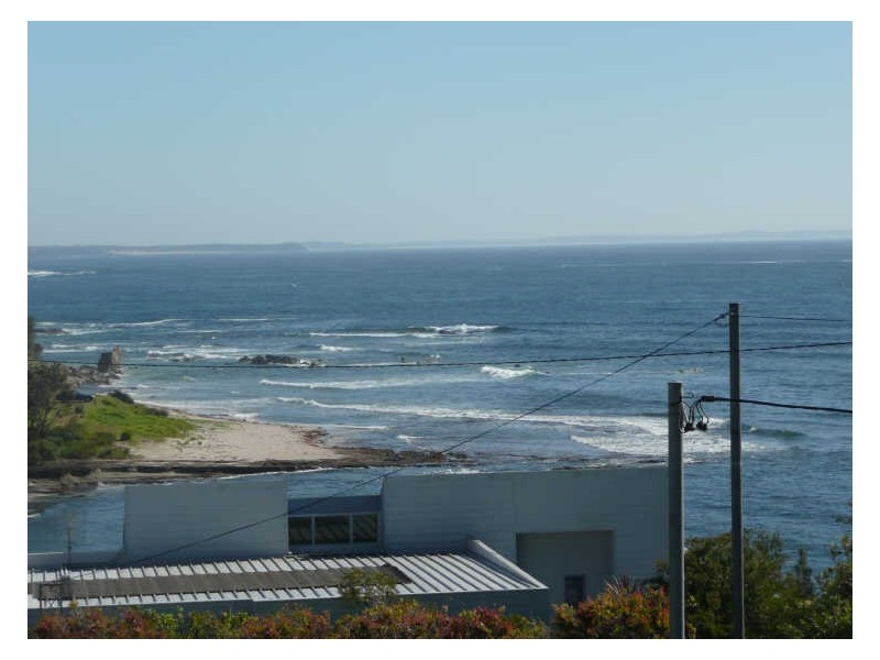 7 Shipton Cres, Mollymook NSW 2539