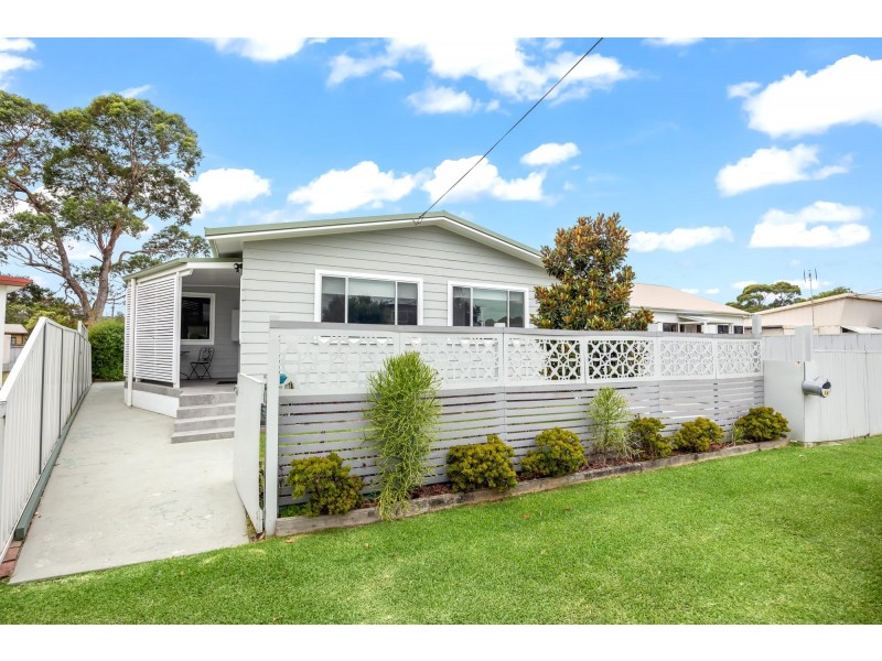 26 Lake View Drive, Burrill Lake NSW 2539