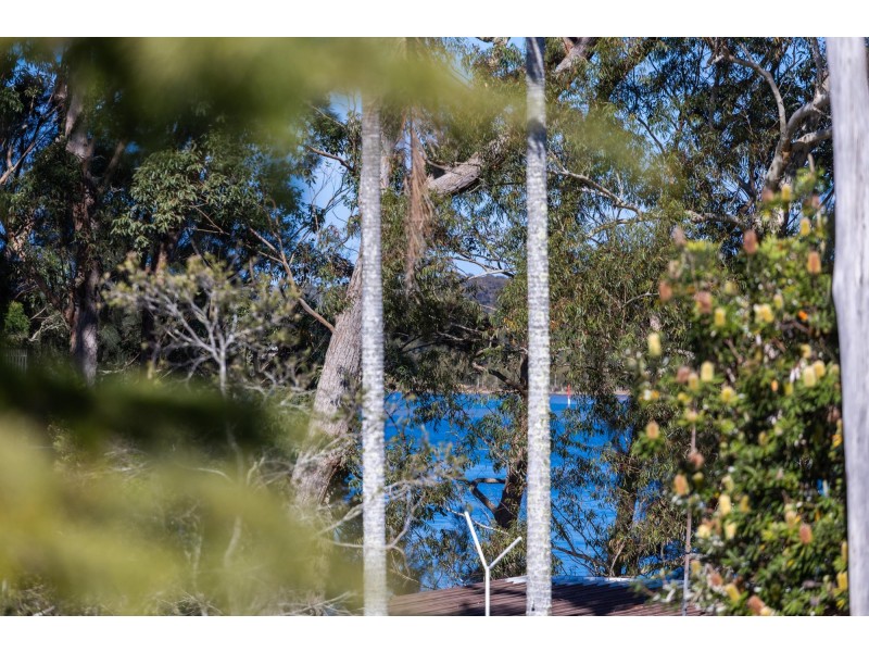 9 James Crescent, Kings Point NSW 2539