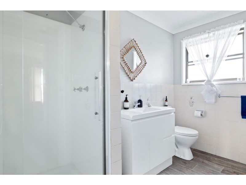 20 Alma Avenue, Fishermans Paradise NSW 2539