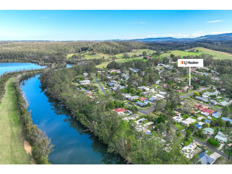 20 Alma Avenue, Fishermans Paradise NSW 2539