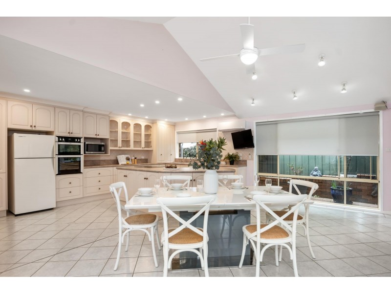 50 Buckland Street, Mollymook NSW 2539