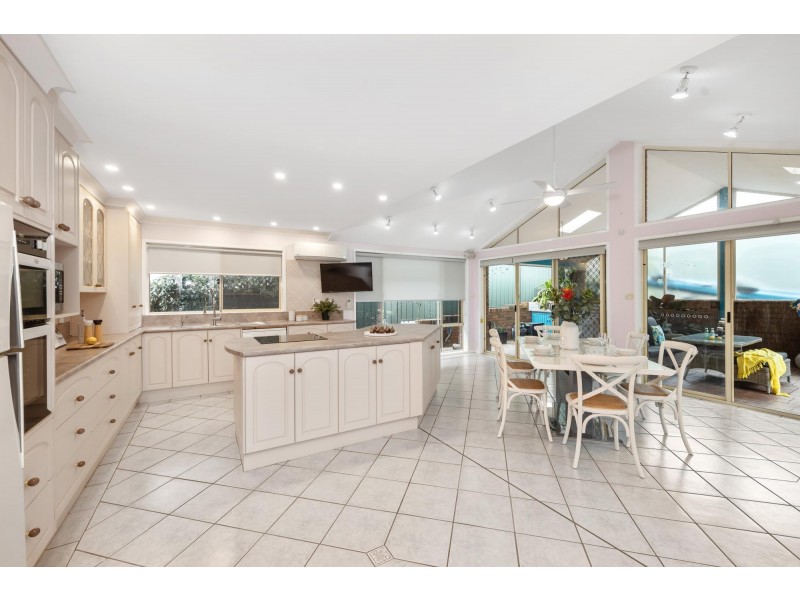 50 Buckland Street, Mollymook NSW 2539