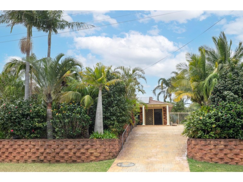 50 Buckland Street, Mollymook NSW 2539