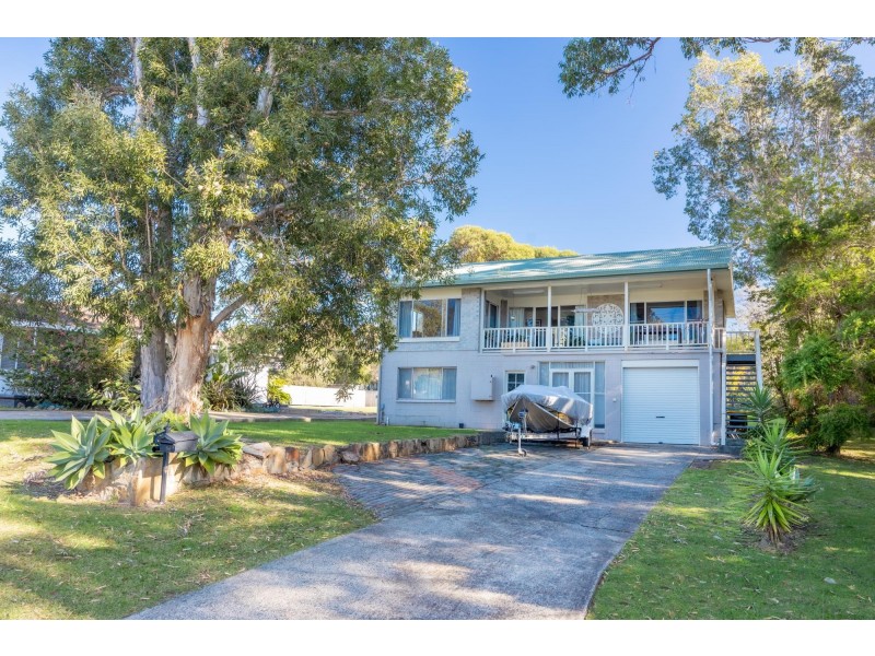 29 Lockhart Avenue, Mollymook Beach NSW 2539