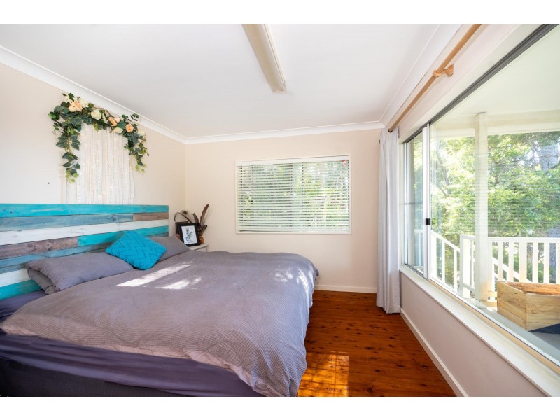 29 Lockhart Avenue, Mollymook Beach NSW 2539