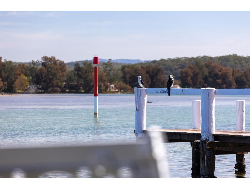 4 McDonald Parade, Burrill Lake NSW 2539