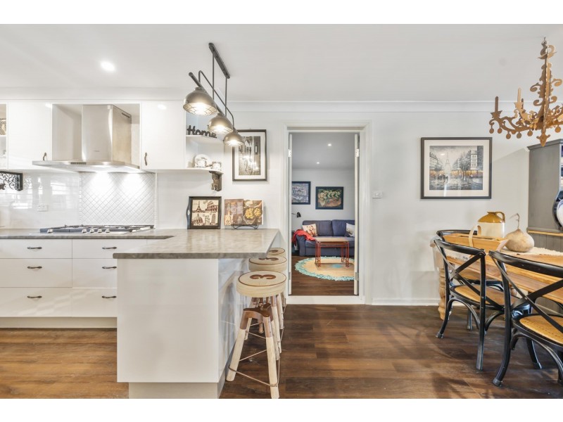 4 McDonald Parade, Burrill Lake NSW 2539