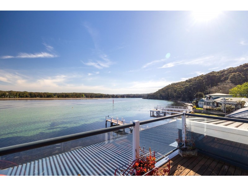 4 McDonald Parade, Burrill Lake NSW 2539