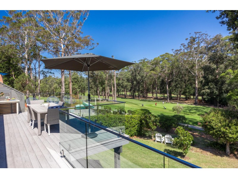 35 Clyde Street, Mollymook Beach NSW 2539