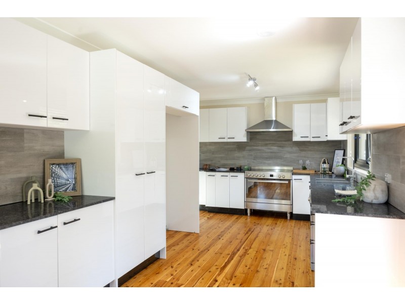 31 Wyoming Avenue, Burrill Lake NSW 2539