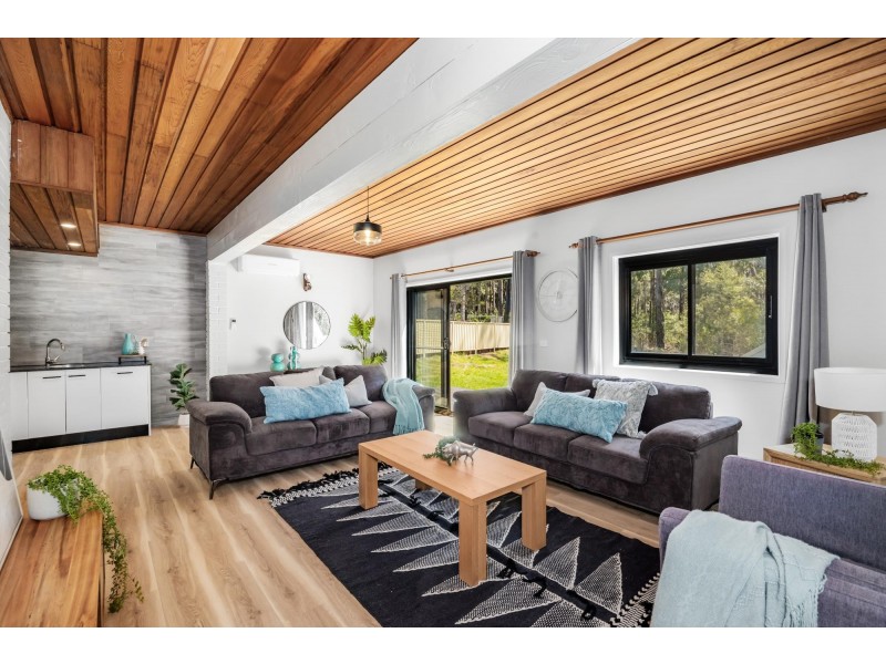 31 Wyoming Avenue, Burrill Lake NSW 2539