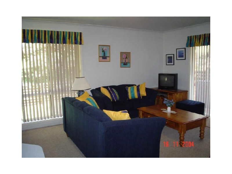 3/16-18 Ocean Street, Mollymook NSW 2539