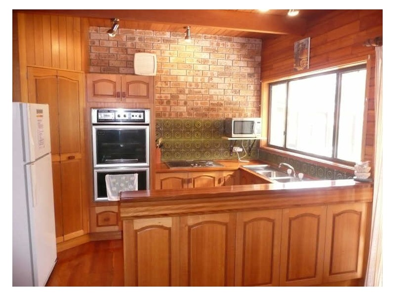 54 Canberra Crescent, Burrill Lake NSW 2539