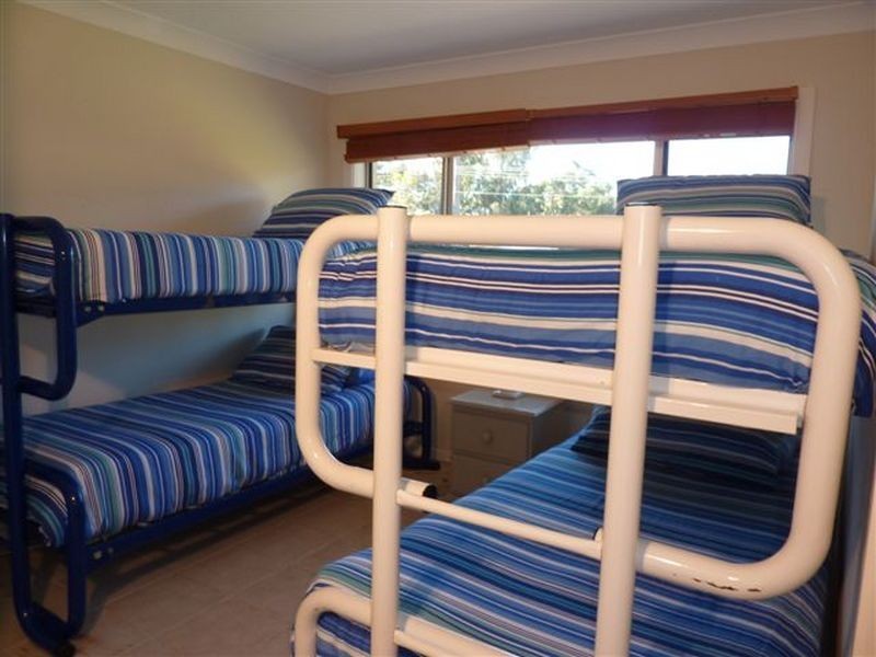 11 Clissold Street, Mollymook NSW 2539