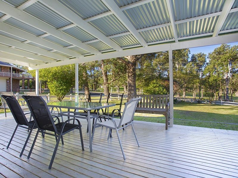 45 Golf Rd, Mollymook NSW 2539