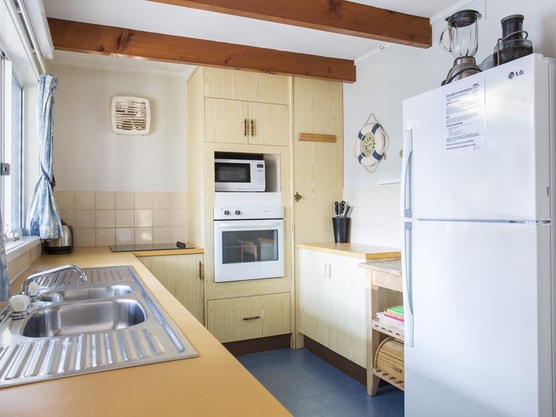 45 Golf Rd, Mollymook NSW 2539