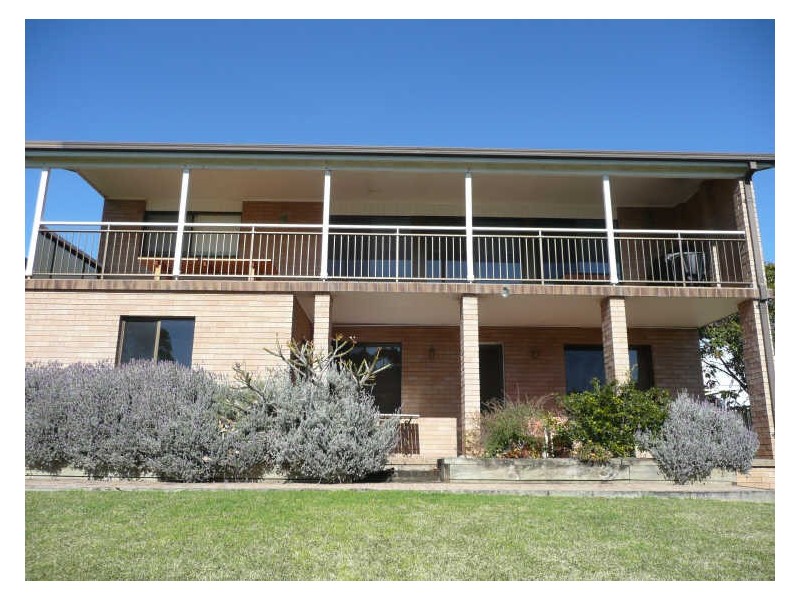 13 Buchan Street, Mollymook NSW 2539