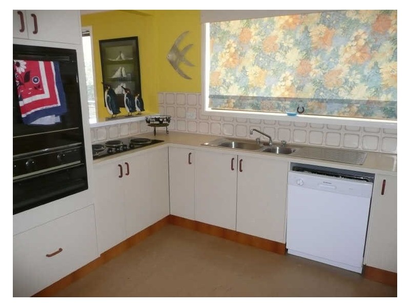 13 Buchan Street, Mollymook NSW 2539