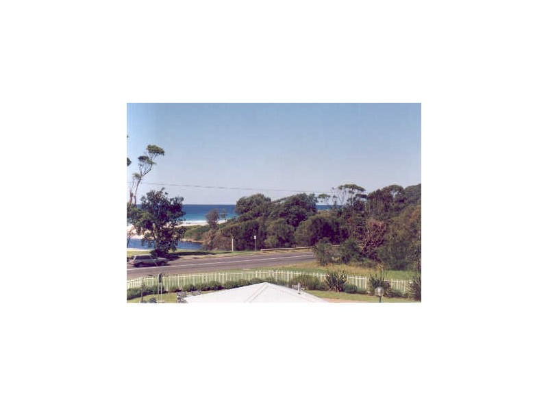 1A Mitchell Parade, Mollymook NSW 2539