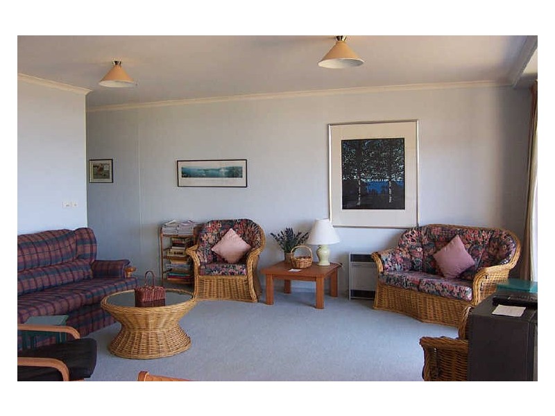 1A Mitchell Parade, Mollymook NSW 2539