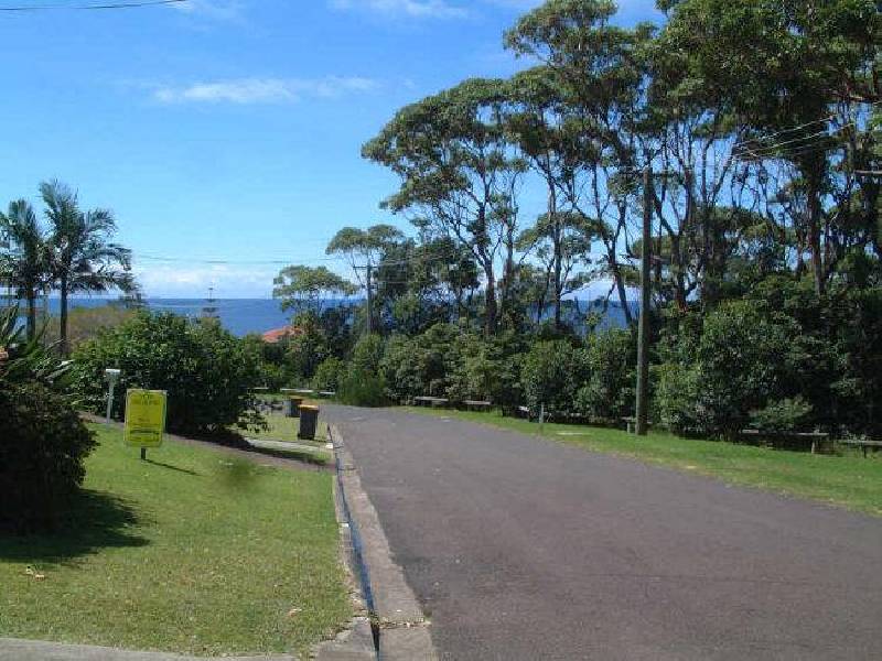 220 Mitchell Parade, Mollymook NSW 2539