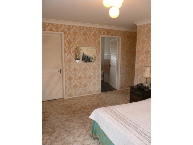 14 Boag Street, Mollymook NSW 2539