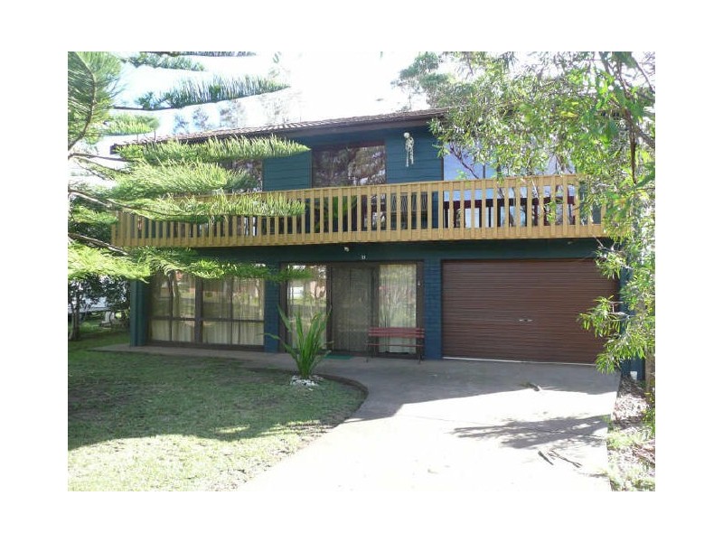 11 The Promenade, Manyana NSW 2539