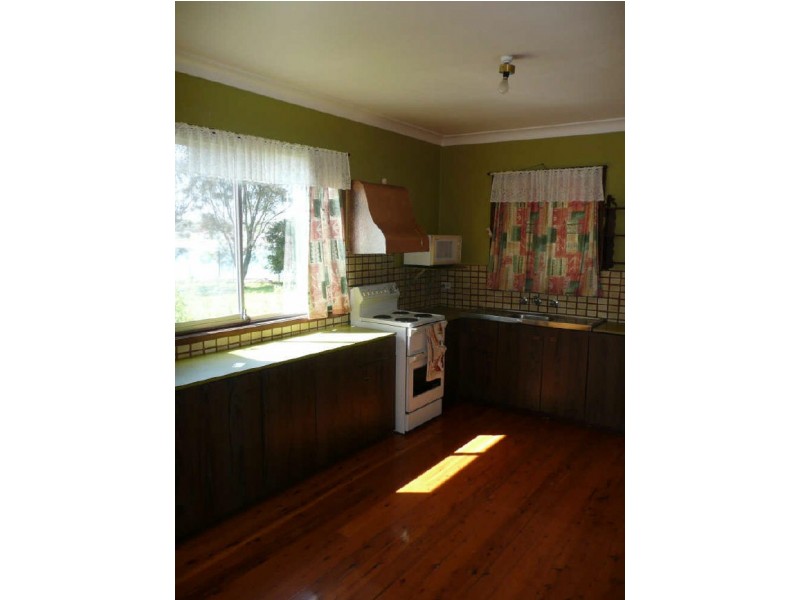 12 Maria Avenue, Burrill Lake NSW 2539