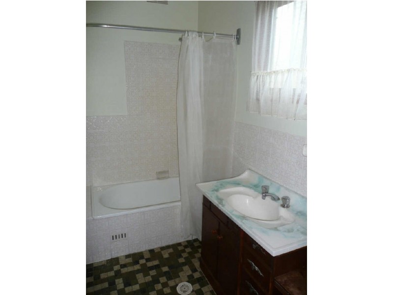 12 Maria Avenue, Burrill Lake NSW 2539