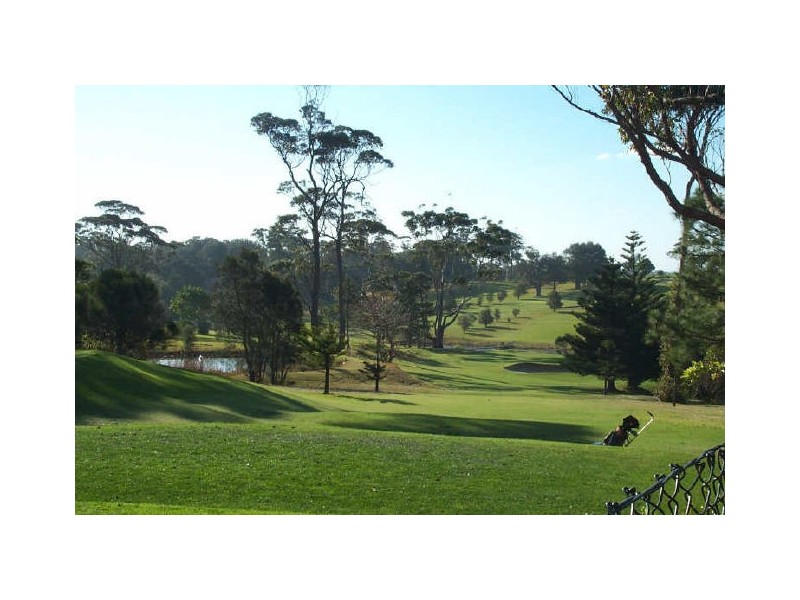 5 Shipton Cres, Mollymook NSW 2539