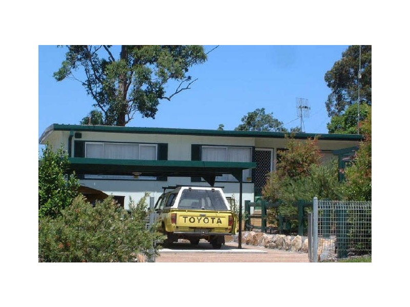 40 Cornfield Parade, Fishermans Paradise NSW 2539