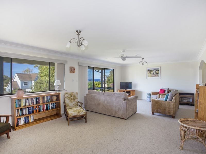 39 Garside Rd, Mollymook NSW 2539