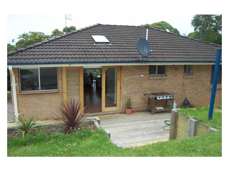 31 Canberra Cres, Burrill Lake NSW 2539